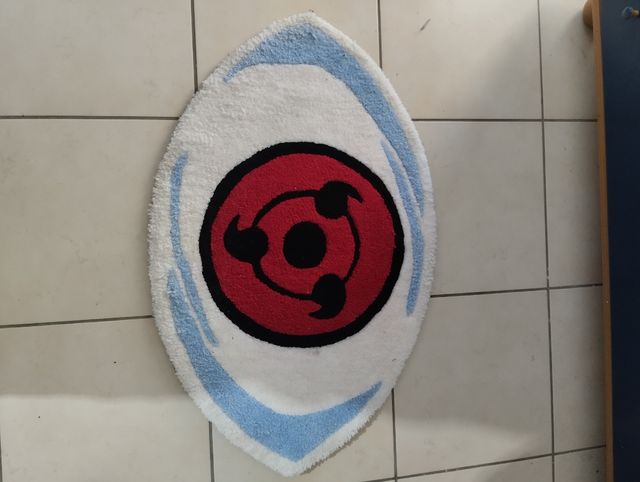 Tappeto personalizzato, con lo sharingan