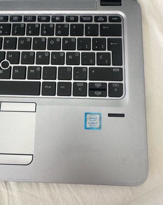 Portátil HP Plata 