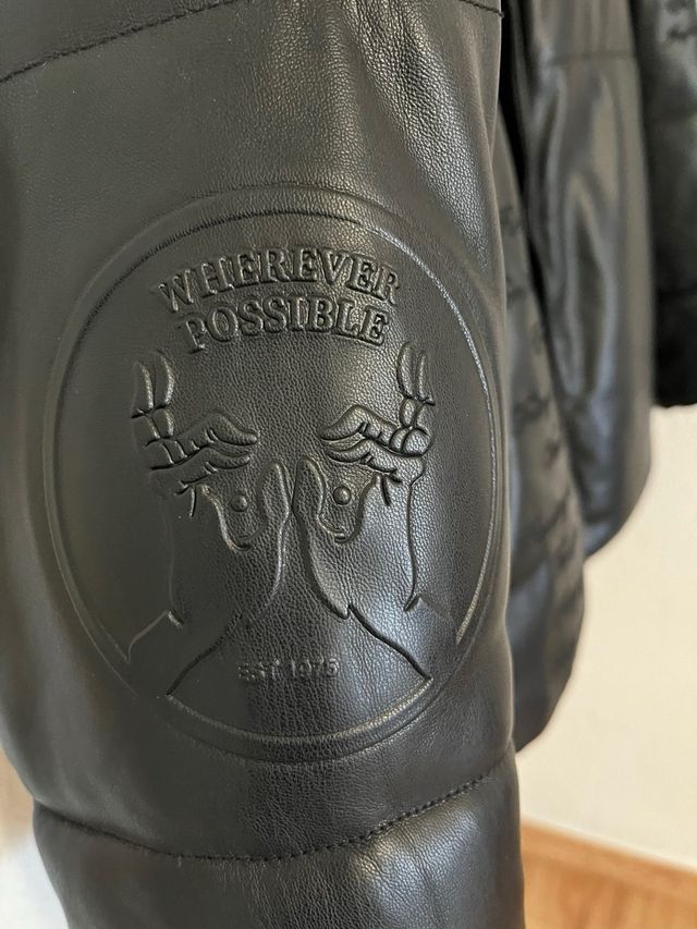 Zara Chaquetón Negro Piel Sintética