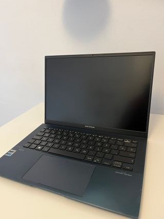 Portátil Asus Zenbook 14"