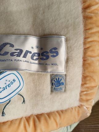 Coperta matrimoniale in lana beige