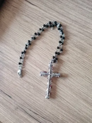 Colgante Cruz con Abalorios