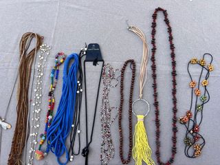 Lote de collares variados