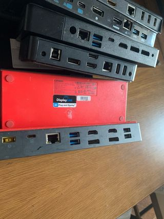 9 Docking Station