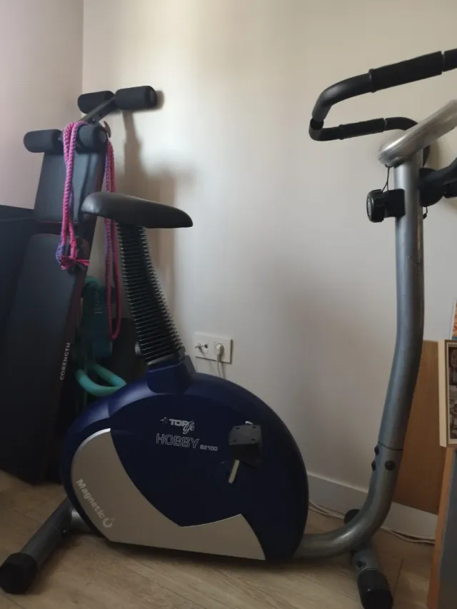 Bicicleta Estática Hobby B2100