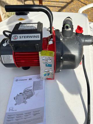 Bomba de superficie Sterwins 900W. Usada una vez.