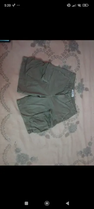 Bermudas cargo Pull and Bear talla XS