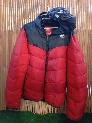 Plumon Kappa Negro y Rojo Talla M