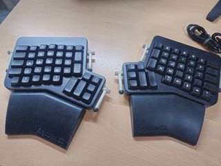 ErgoDox EZ - Teclado Mecánico Ergonómico (Negro)