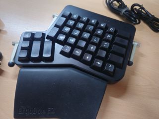 ErgoDox EZ - Teclado Mecánico Ergonómico (Negro)