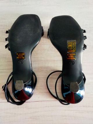 Sandalias de tacón medio T-37.5