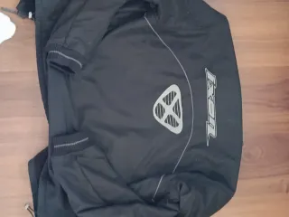 Chaqueta IXON pantalón BULLSON Con protecciones