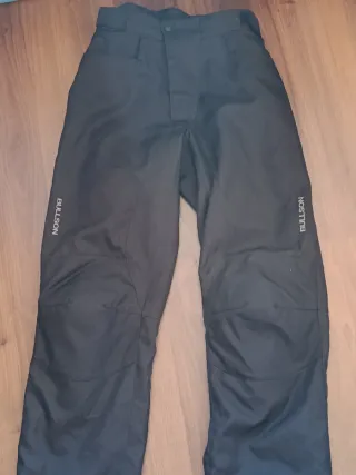Chaqueta IXON pantalón BULLSON Con protecciones