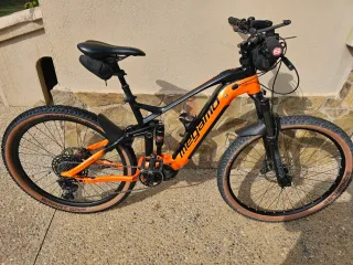 Bicicleta eléctrica doble suspensión MTB