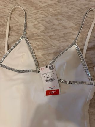 Camisón lencero de satén con encaje