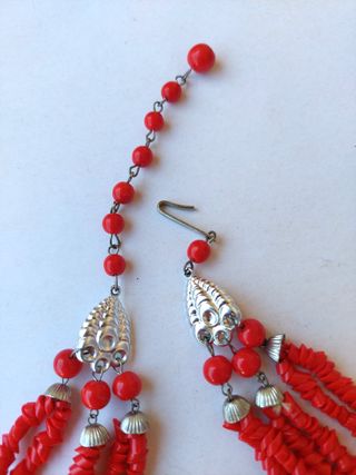 Collana con perline rosse