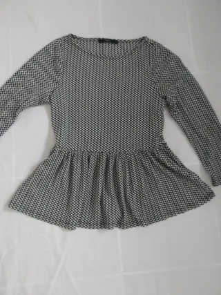 Camiseta Peplum Estampada Talla M