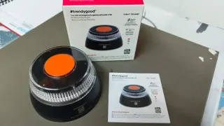 Luz de emergencia V16 geolocalizada