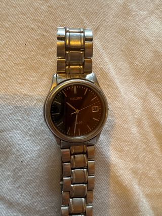 Reloj Seiko SQ50 sin corona