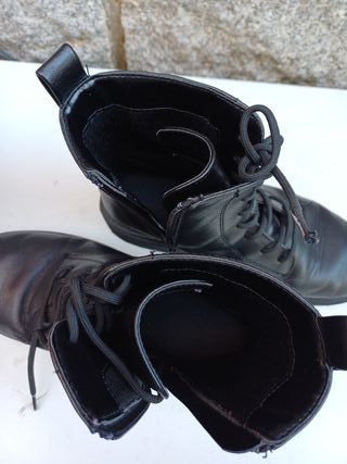 Botas negras