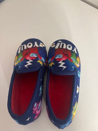 Zapatillas de estar por casa infantiles talla 28