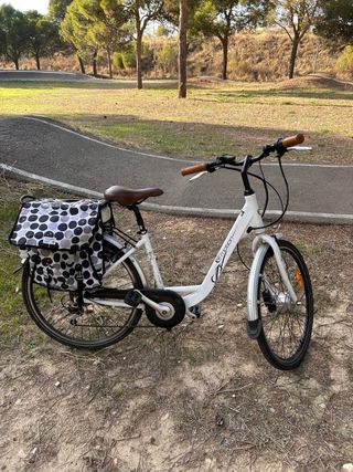 Bici Eléctrica BH Easy Emotion Blanca