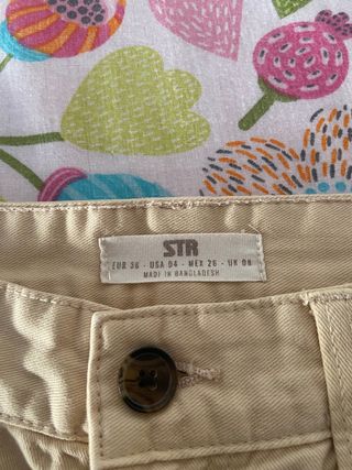 Pantalón cargo beige