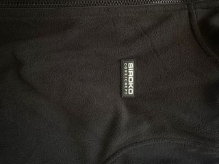 Chaqueta SIROKO Negra Cremallera