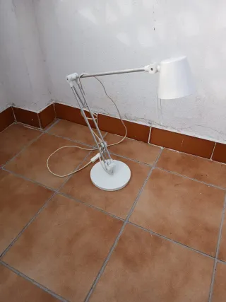 Flexo IKEA OLEBY Blanco