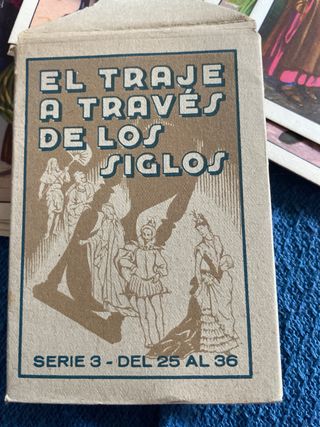 Álbum cromos El Traje a Través de los Siglos