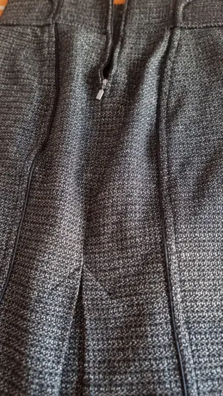 Falda midi Zara invierno Talla L