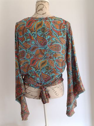 Blusa seda estampado paisley talla única