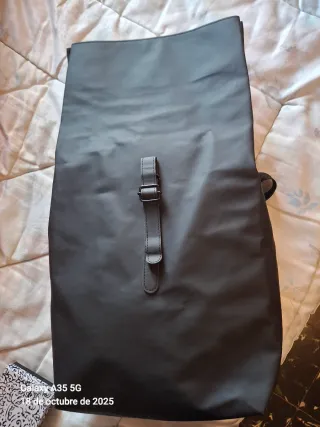 Mochila gris