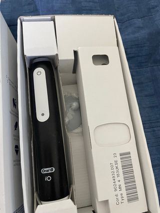 Oral-B iO Serie 3s Spazzolino Elettrico