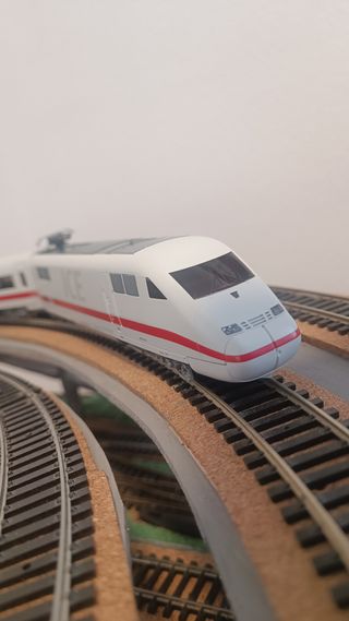 Tren H0 Digital ICE marca Roco Set de 3 piezas
