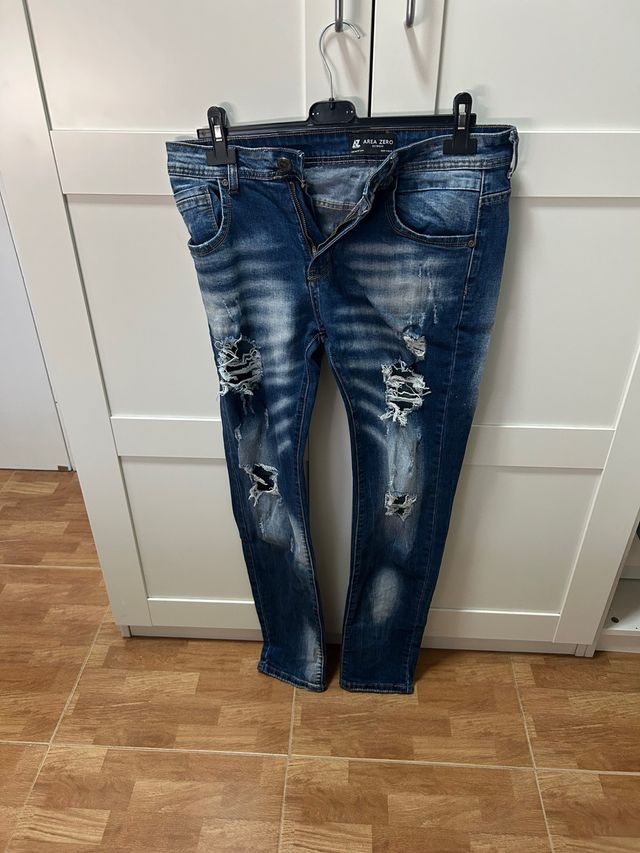 AREA ZERO Jeans Azules Rotos