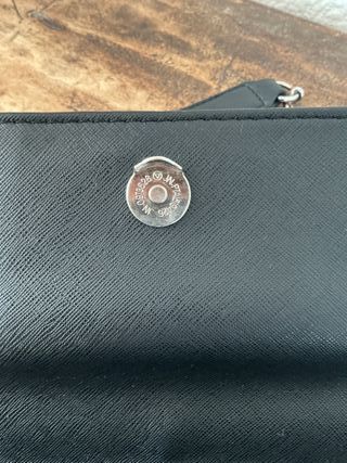 Bolso Guess negro con cadena — original + bolsa 