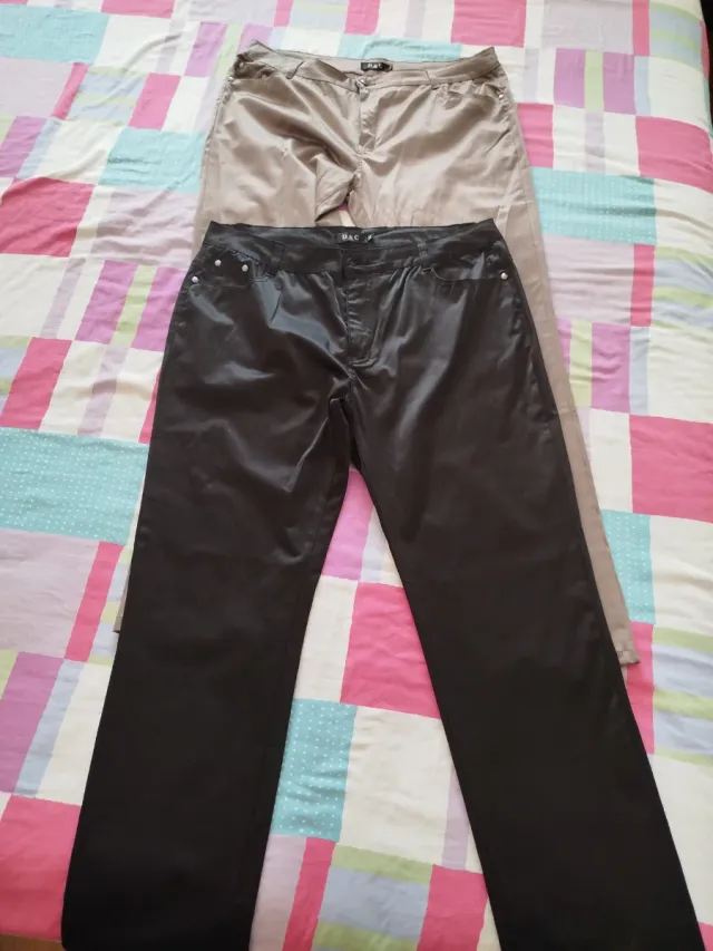 Pantalones de vestir beige y negros usados una vez