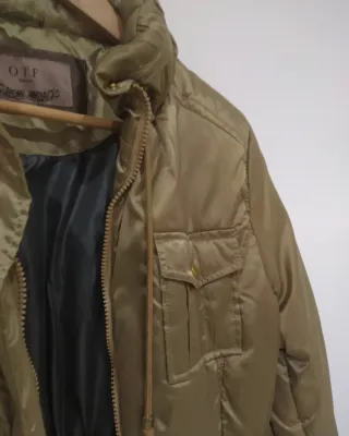 Chaqueta acolchada dorada