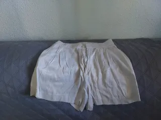 Pantalón corto satén con bolsillos