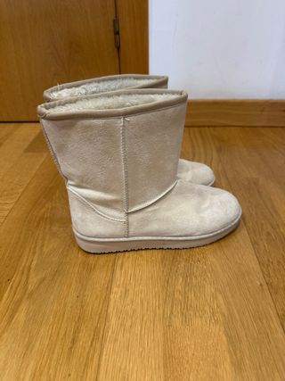 Botas invierno estilo UGG beige