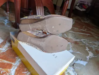 Zapatos Hispanitas piel serpiente