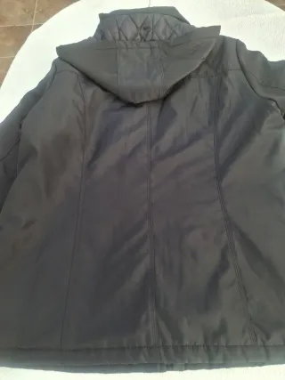 Chaquetón Mujer  Talla L. Medidas en descripción 