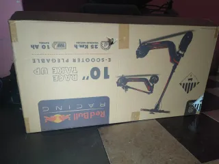 Patinete Eléctrico Oracle Red Bull Racing