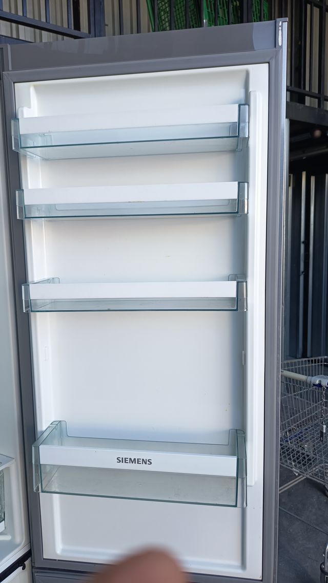 Frigorífico Nevera Siemens transporte domicilio