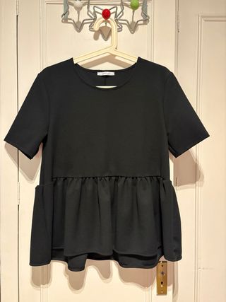 Top peplum Zara manga corta negro