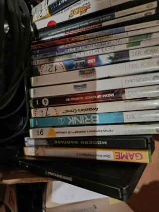 Xbox 360 Kinect Nero. Incluso volante e pedale