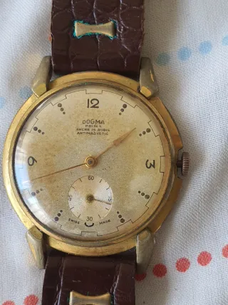 Lote 3 Relojes (Oro y Marrón)