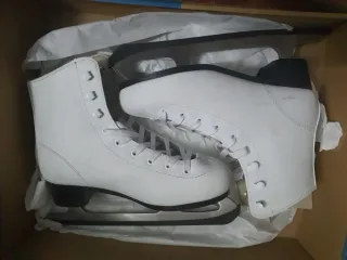 Patines de Hielo Blancos