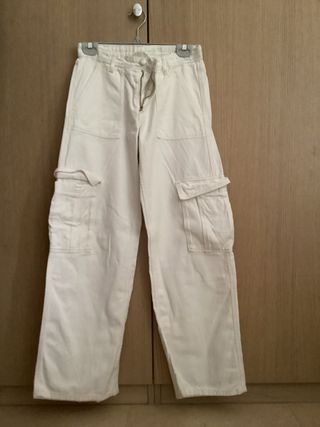Pantalón cargo blanco